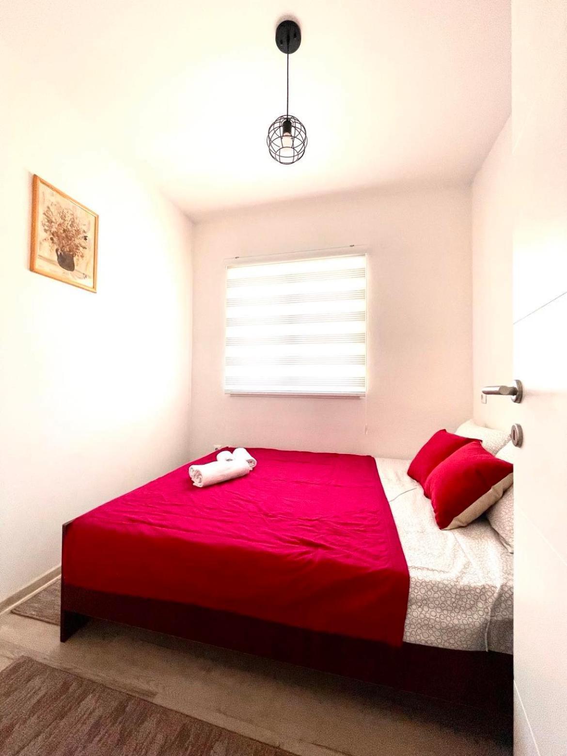 Apartment Adel Mostar Bagian luar foto